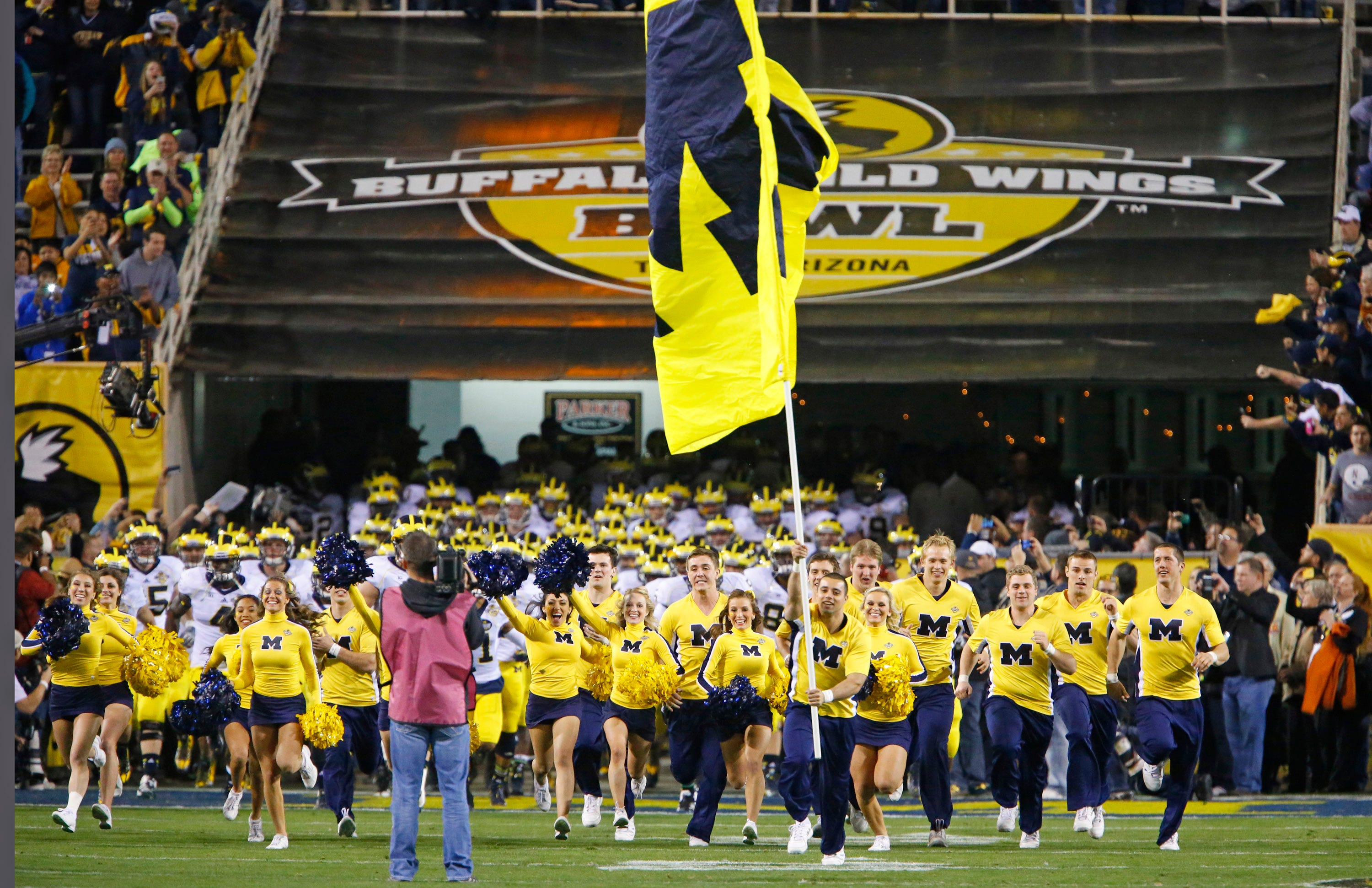 buffalo wild wings citrus bowl